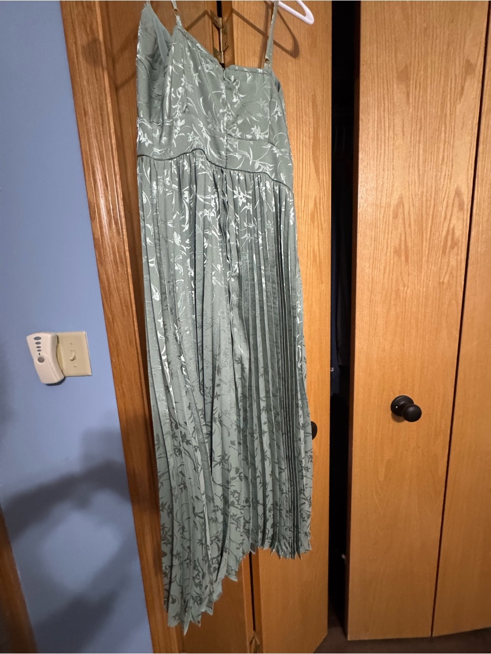 Sage Green Pleated Midi Dress with Floral Print - Picture 2 of 3